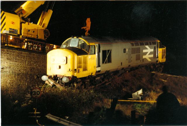 bb37696_3.jpg