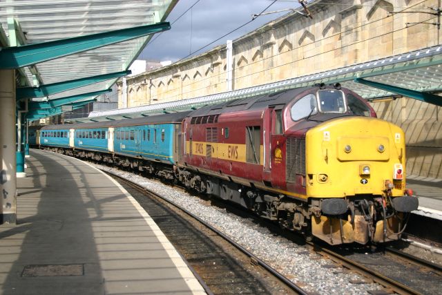 gc37405_2.jpg