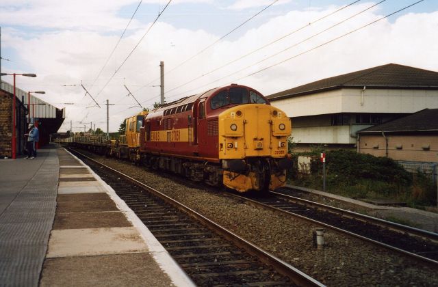 mb37051.jpg
